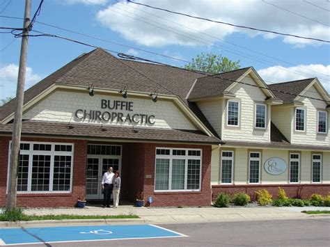 chiropractors in rockford.